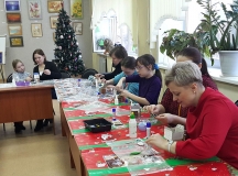 Мастер-класс по созданию коробочки для рождественского подарка, автор Турчак Надежда